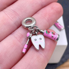 Подвеска зуб, щетка и паста, цвет серебро 17 мм 