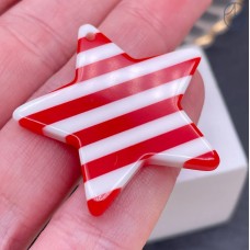 Подвеска звезда бело-красная 34 мм