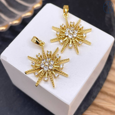 Подвеска звезда цирконы, цвет золото 23 мм