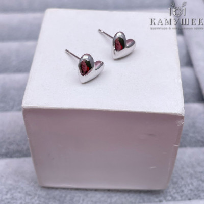 Пусеты сердце гладкое, цвет серебро 7,5х8 мм