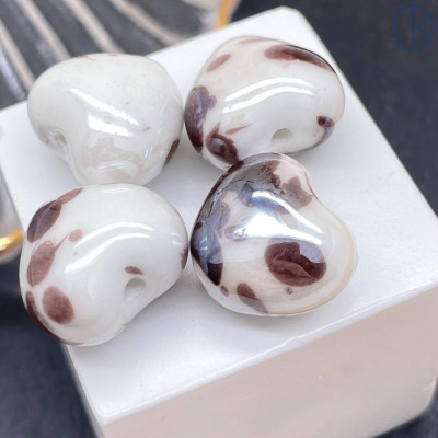 Сердце керамик бело-коричневое 15 мм штучно