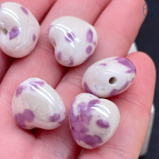 Сердце керамик бело-сиреневое 15 мм штучно Сердце керамик бело-сиреневое 15 мм штучно