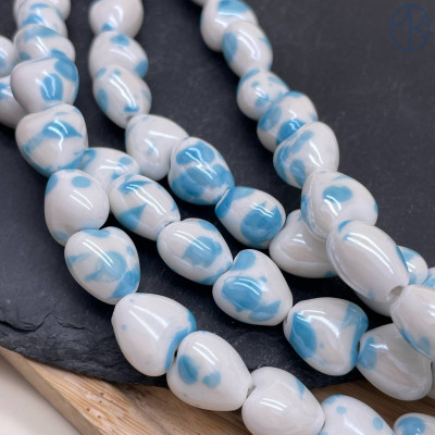 Сердце керамика бело-голубое 12 мм