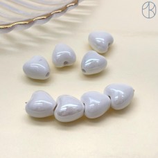 Сердце, керамика, цвет белый 12*12,5 мм