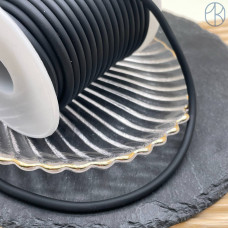 Шнур каучуковый черный 4 мм