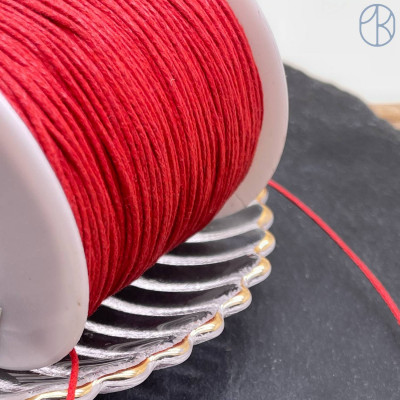 Шнур вощеный красный 1 мм