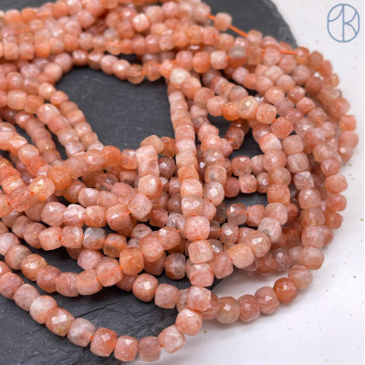 Солнечный камень куб огранка 4 мм