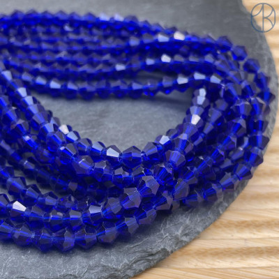 Стекло биконус синее 6 мм