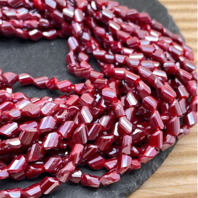 Стекло фриформ огранка красное 7х6 мм