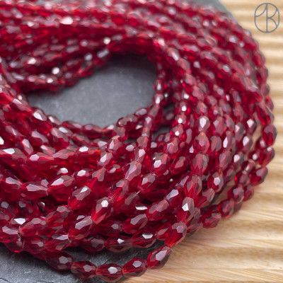 Стекло рис огранка темно-красное 6х4 мм