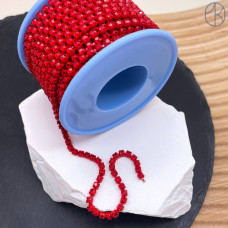 Стразовая лента №334, цвет красный 3 мм