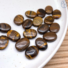Тигровый глаз овал 20х15 мм штучно