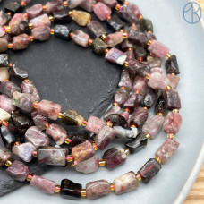 Турмалин фриформ куски ~ 10х7 мм