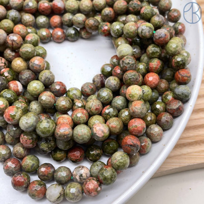 Унакит мелкая огранка 8 мм (128 граней)