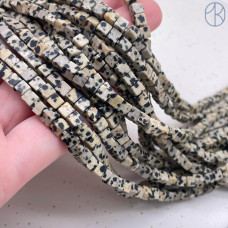 Яшма далматиновая куб 4,5 мм Яшма далматиновая куб 4,5 мм