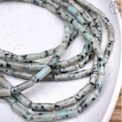 Яшма Киви голубая трубочки 13х4 мм