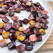 Яшма Мукаит ромб 18 мм