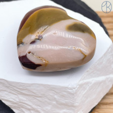 Яшма мукаит сердце ~ 5х6 см