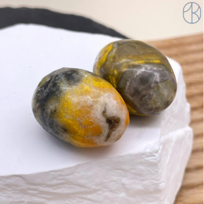 Яшма шмелиная кусок ~ 3х2 см