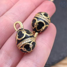 Яйцо Фаберже черная эмаль, цвет золото 17х12 мм