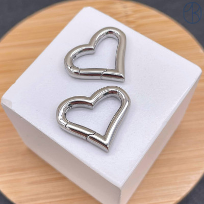 Замок карабин сердце сталь, цвет серебро 16 мм
