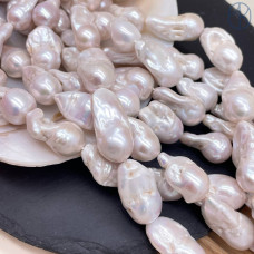 Жемчуг Барокко белый крупный ~ 25-30 мм Жемчуг Барокко белый крупный ~ 25-30 мм