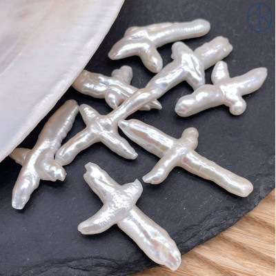 Жемчуг Барокко Крест штучно горизонтальный (40-48)х(28-35) мм 