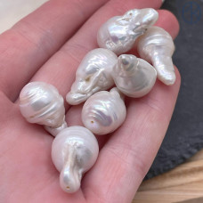 Жемчуг Барокко крупный белый штучно ~ 17-22 мм