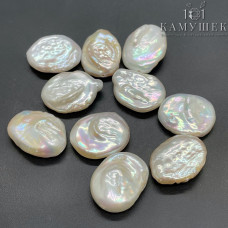 Жемчуг овал белый штучно ~ 15х12 мм