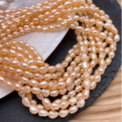 Жемчуг рис фриформ персиковый ~ 5-6 мм